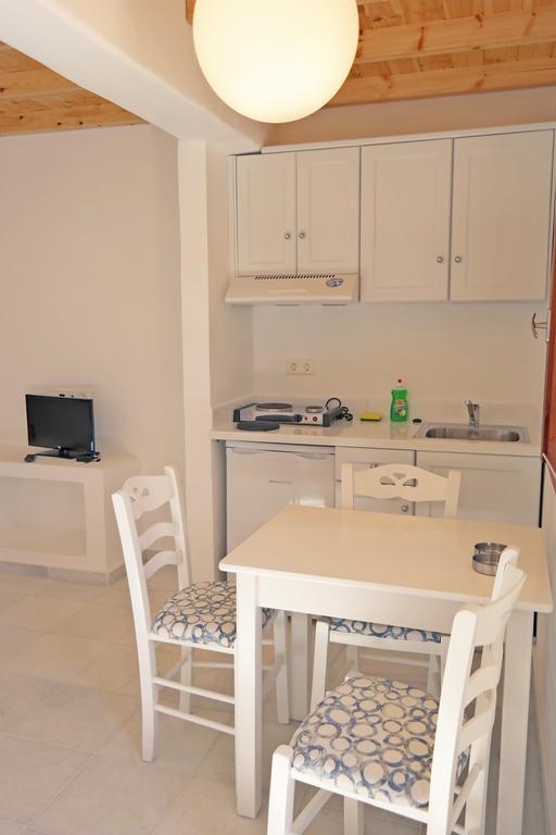 Katerina Suites 阿吉奥斯普罗科皮奥斯 外观 照片